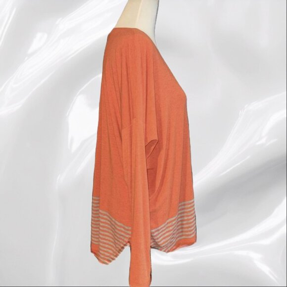 CAbi Hangout Tee 4190 Size M - Picture 3 of 4